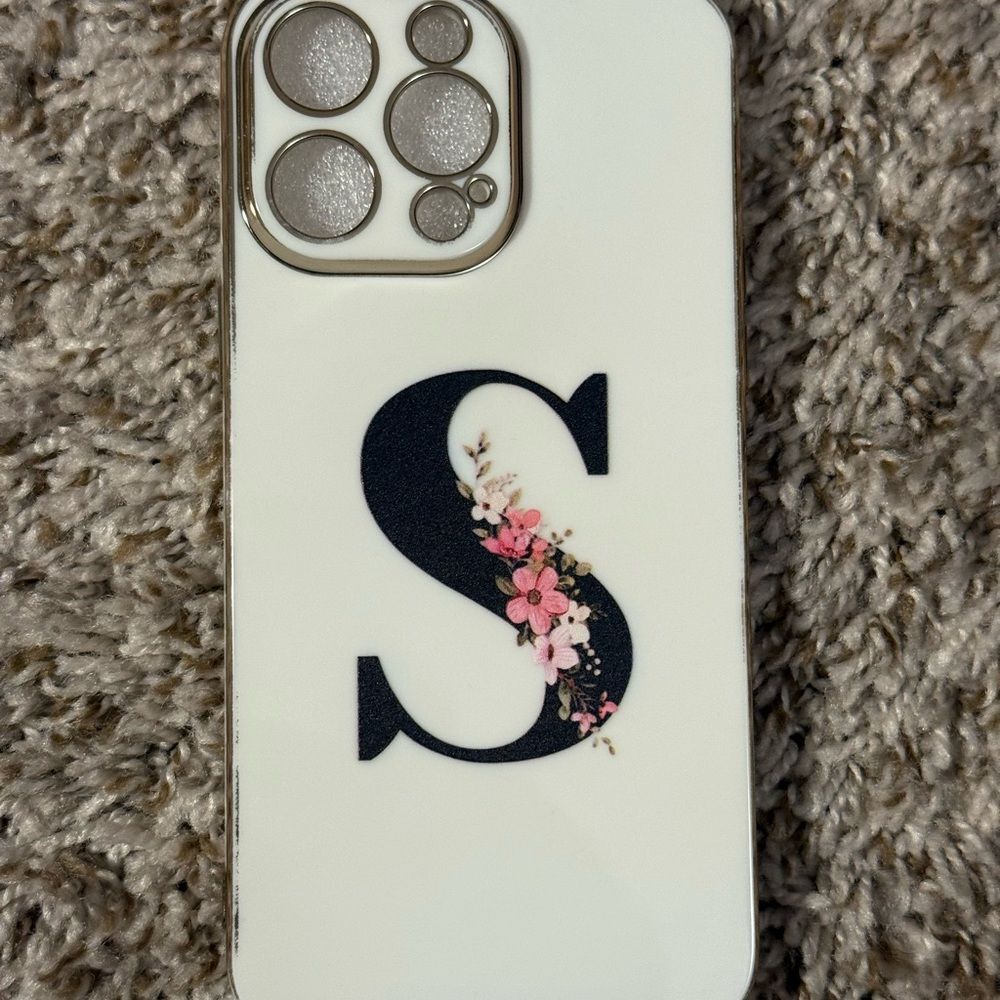 iPhone 14 Pro Max White Floral S Initial Case Hard Shell New in Packaging